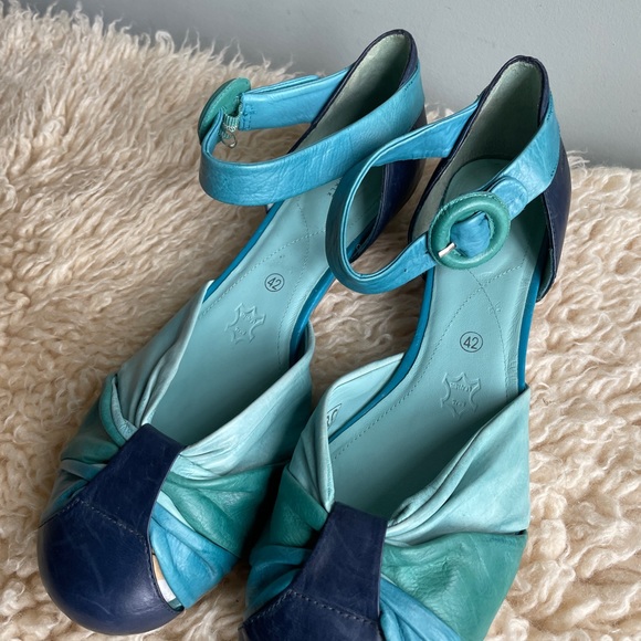 Marc Germany  soft walk sandals, size 10.5 - Picture 7 of 14